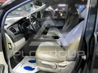 2014 KIA Carnival