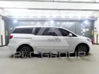 2014 KIA Carnival