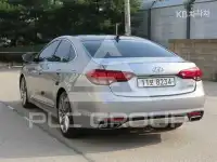 2015 Hyundai Aslan