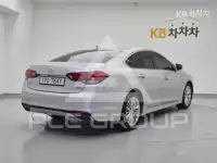 2015 Hyundai Aslan