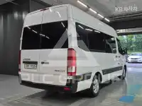 2015 Hyundai Solati