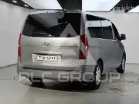 2015 Hyundai Starex