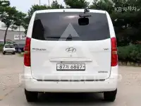 2015 Hyundai Starex