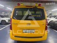 2015 Hyundai Starex
