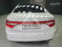 2015 Hyundai Grandeur