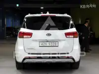 2015 KIA Carnival