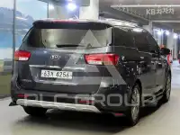 2015 KIA Carnival