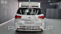 2015 KIA Carnival