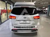 2015 KIA Carnival