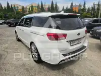 2015 KIA Carnival