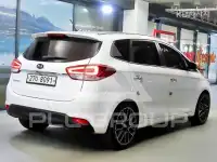 2015 KIA Carens