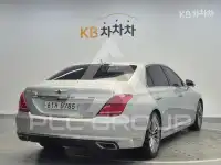 2015 Genesis G90
