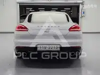2015 Porsche Panamera