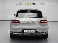 2015 Porsche Macan