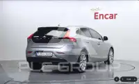 2015 Volvo V40