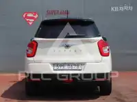 2016 KG Mobility Tivoli