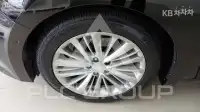2016 Hyundai Aslan