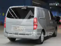 2016 Hyundai Starex