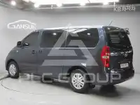 2016 Hyundai Starex