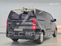 2016 Hyundai Starex
