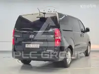 2016 Hyundai Starex