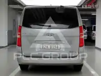 2016 Hyundai Starex