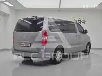 2016 Hyundai Starex