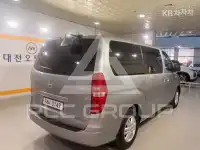 2016 Hyundai Starex