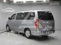 2016 Hyundai Starex