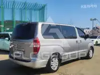 2016 Hyundai Starex