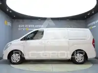 2016 Hyundai Starex