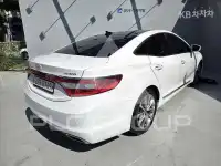 2016 Hyundai Grandeur