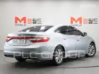 2016 Hyundai Grandeur