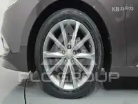 2016 Hyundai Grandeur