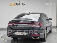 2016 Hyundai Grandeur