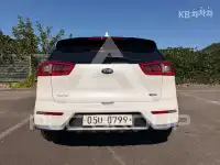 2016 KIA Niro