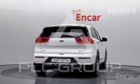 2016 KIA Niro