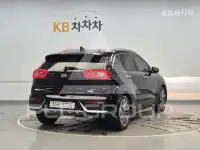 2016 KIA Niro