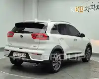 2016 KIA Niro