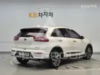 2016 KIA Niro