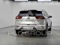 2016 KIA Niro