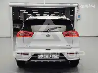2016 KIA Niro