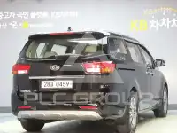 2016 KIA Carnival