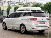 2016 KIA Carnival