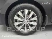 2016 KIA Carnival