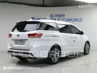 2016 KIA Carnival