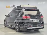 2016 KIA Carnival