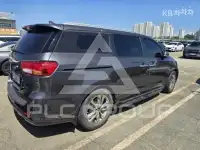 2016 KIA Carnival