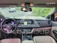 2016 KIA Carnival
