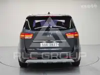 2016 KIA Carnival